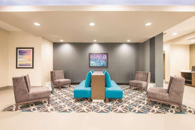 Hotel La Quinta By Wyndham York Exterior foto